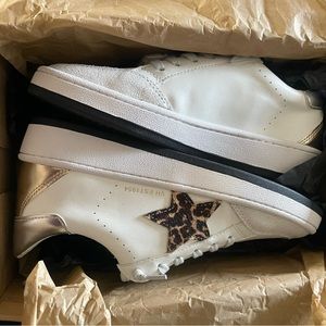 Brand new, never worn Vintage Havana Shoes